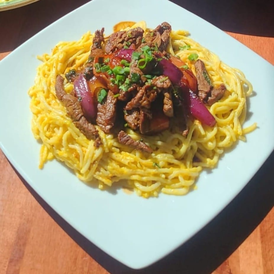 Tallarines a La Huancaina.