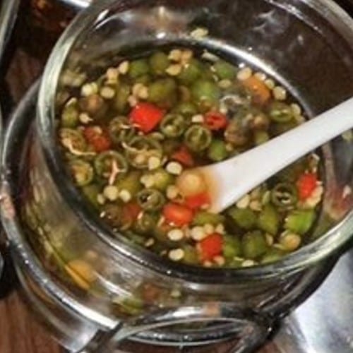 Prik Nampla (Fresh Chilli in Fish Sauce Lime Juice) 1.5oz.