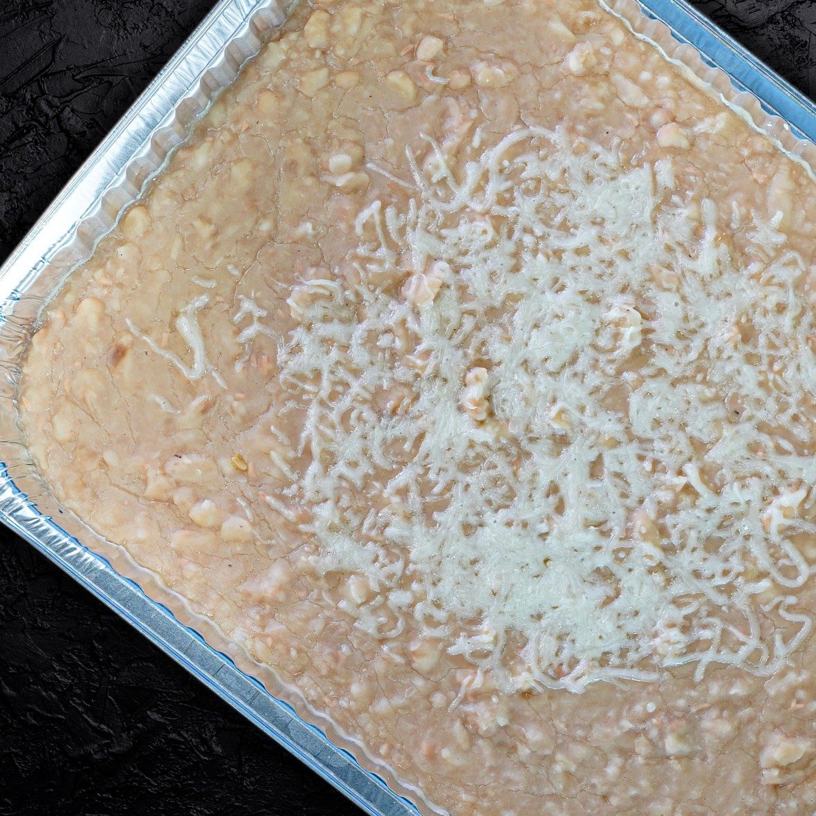 Medium Refried Beans Party Tray.