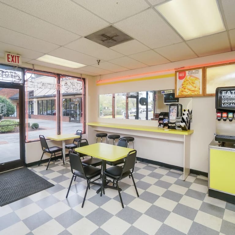 Dine In & Enjoy the Comfort