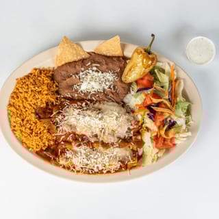 Chile Relleno & Cheese Enchilada Combo