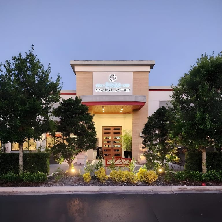 Mainland China Bistro: Your Go-To Chinese Spot🥢