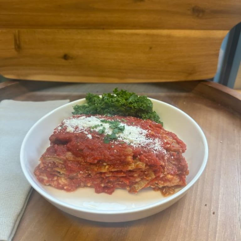 Delicious Chicken Wraps: A Tasty Italian Deli Option