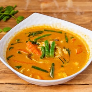 Panang Shrimp with Mango