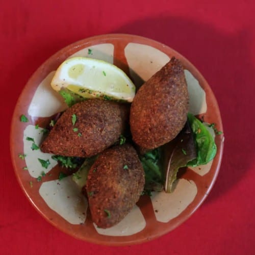 Fried Kibbeh كبة مقلية.