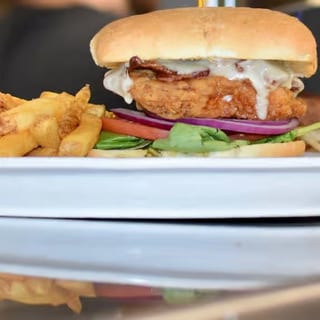 Deluxe Chicken Sandwich