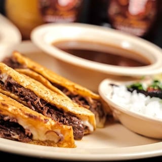 3 Quesabirrias Y Consomé / 3 Quesabirrias and Broth for Dip