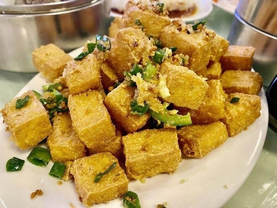 Fried Crispy Tofu / 酥炸豆腐.