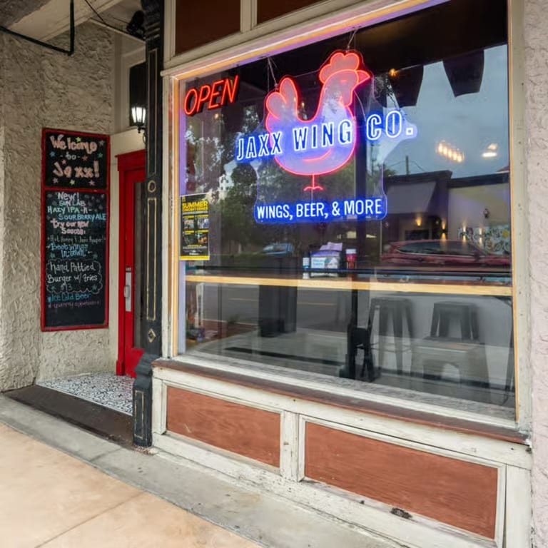 Jaxx Wing Co. Bradenton