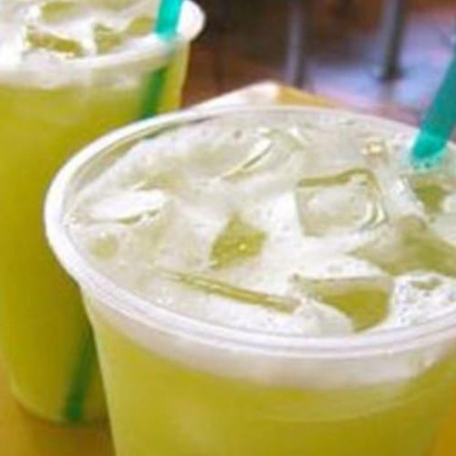 Fresh Squeezed Sugar Cane Juice - Nuoc Mia Tuoi.