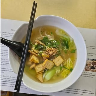 #8-Vegetarian Khao Piak Sen