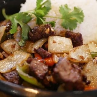 SHAKEN BEEF W/RICE