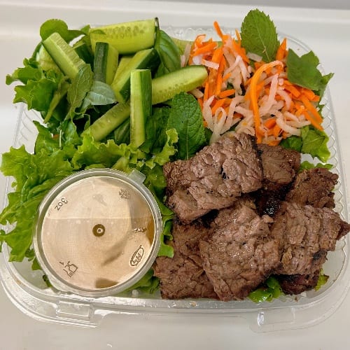 Grilled Beef Salad Bowl.