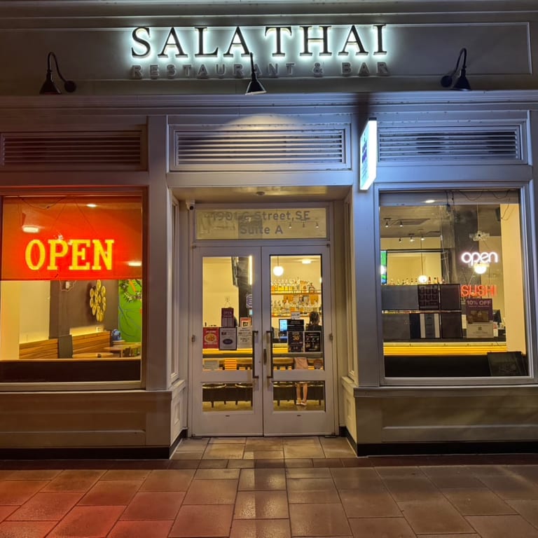 Looking for the Perfect Spot to Dine?