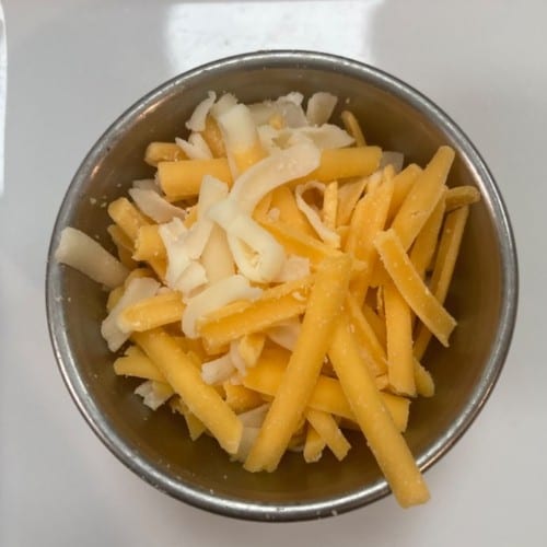 Shredded Cheese (4 Oz) Dinner.