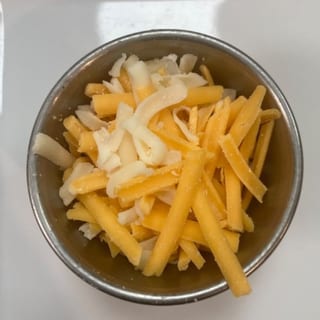 Shredded Cheese (4 Oz) Dinner