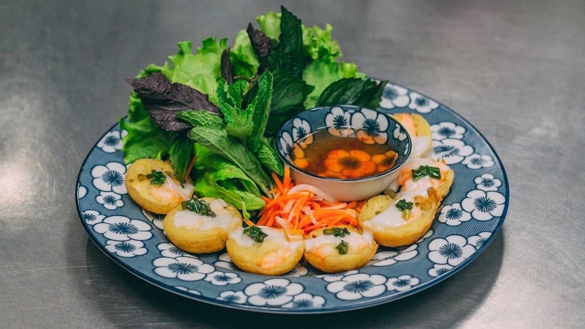 Banh Khot.