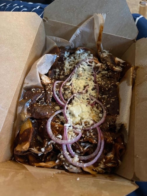 Nachos De Mole.