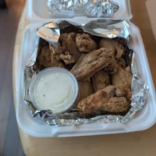 10 Chicken Wings