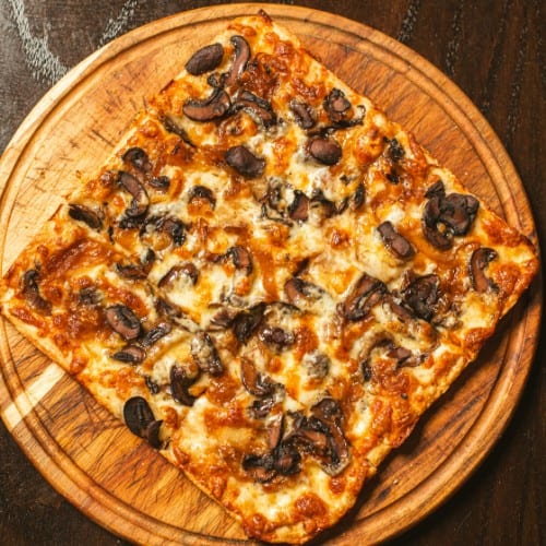 Mushroom Pizza.