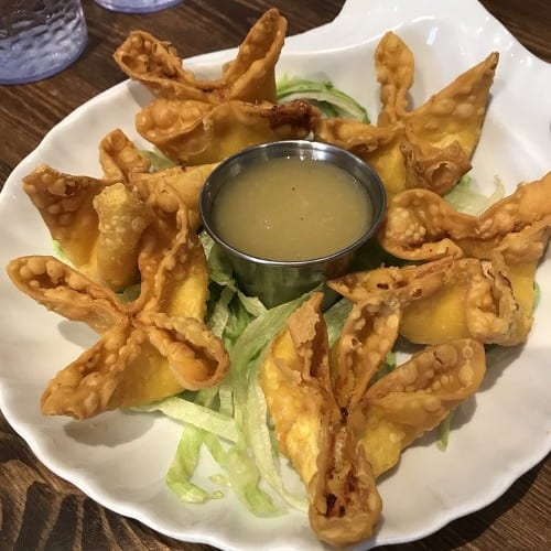 Lobster Rangoon 龍蝦蟹角.