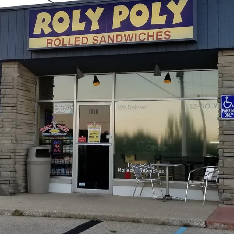 Welcome to Roly Poly - Westplex