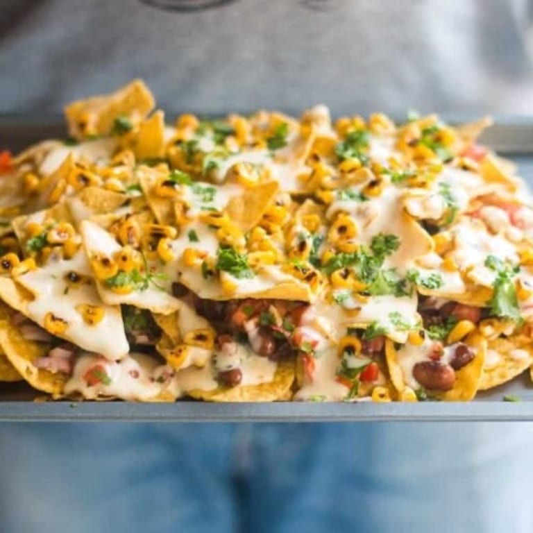 Crave-Worthy Nachos: A Mexican Fusion Delight