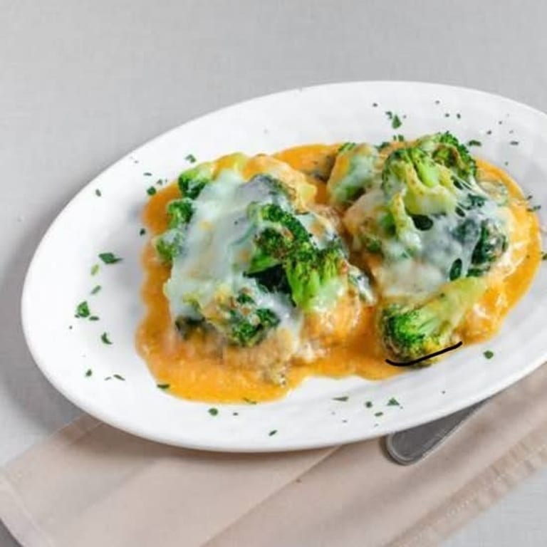 Indulge in Decadent Tiramisu and Italian Delights