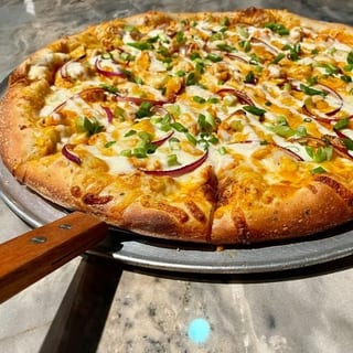 16" Buffalo Chicken