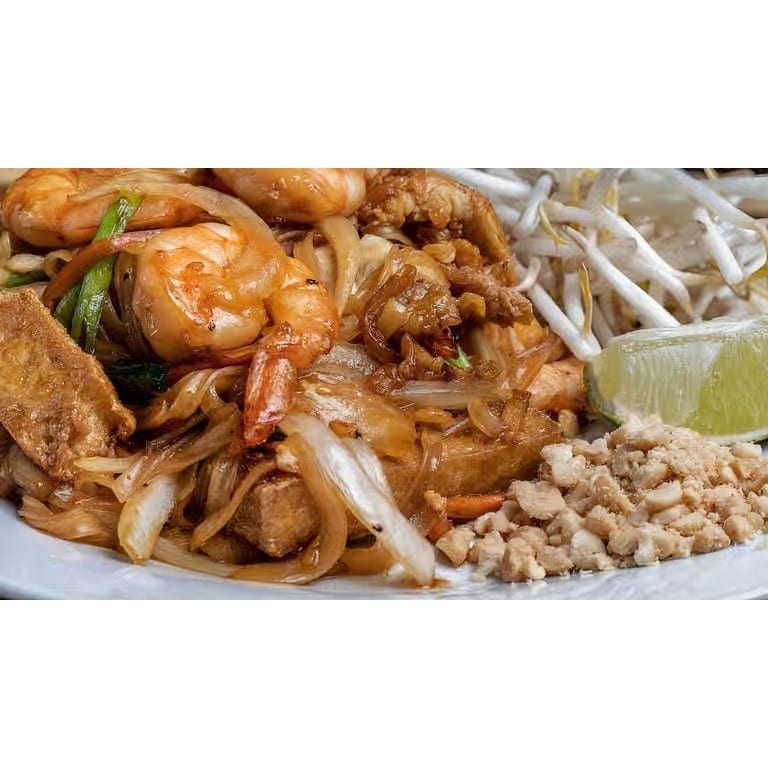 253. Pad Thai (choice of Chicken, Shrimp, Beef).
