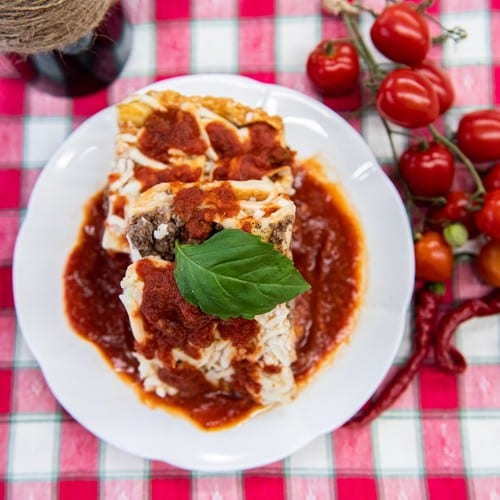 Lasagna Family Tray.