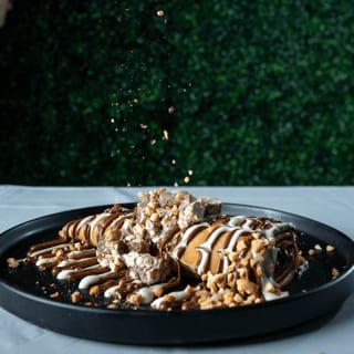 Snickers crepe