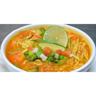 Veggie thukpa soup