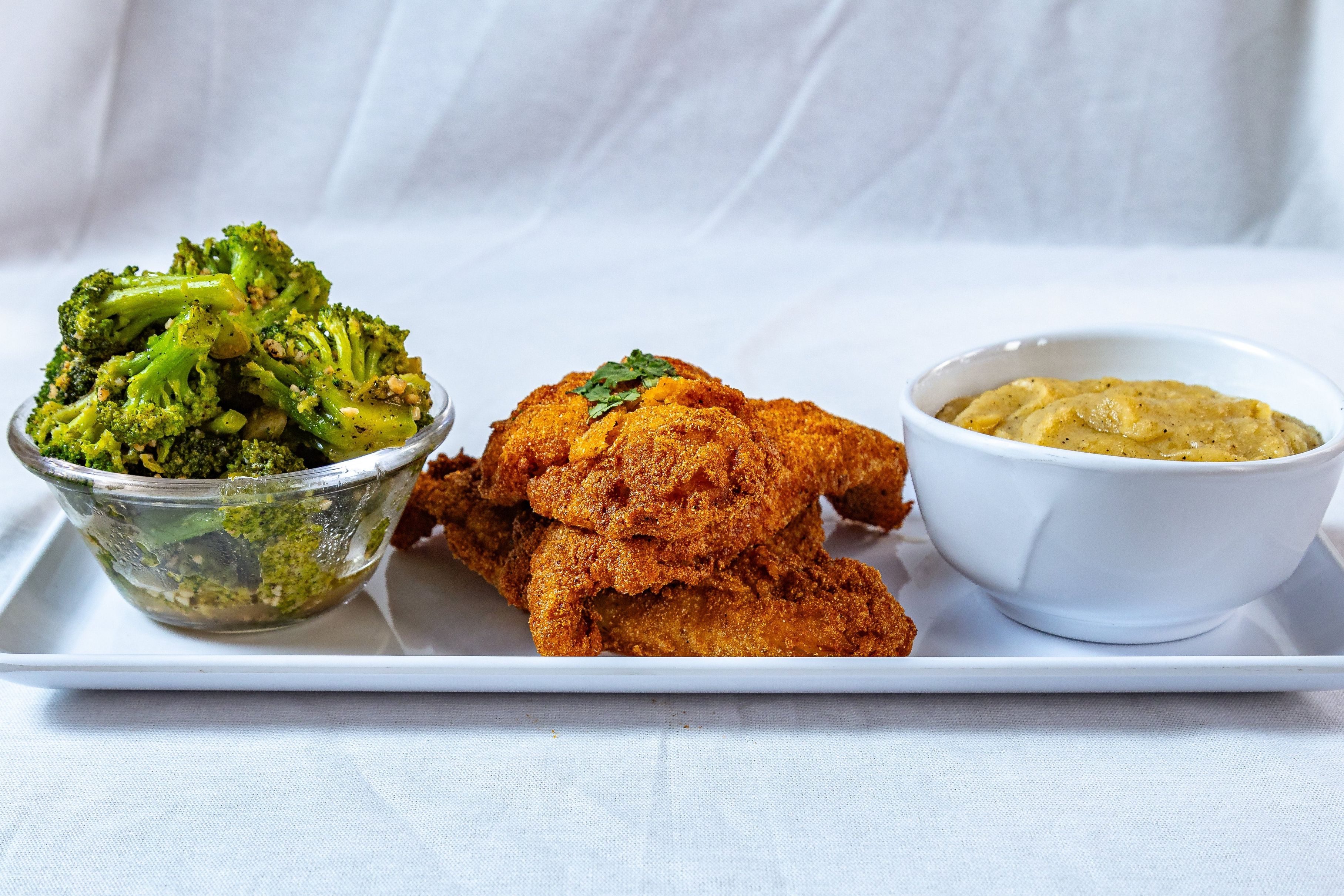 3 Pc Catfish with Side.