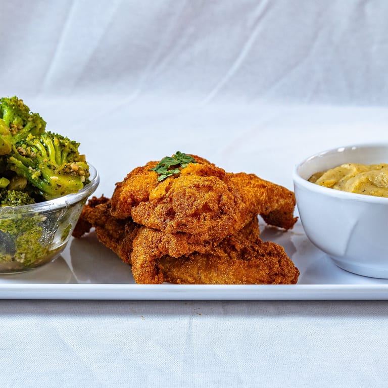 Fast Delivery for American and Mexican Cuisine