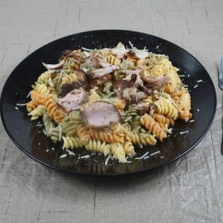 Alfredo Shrimp & Chicken Pasta