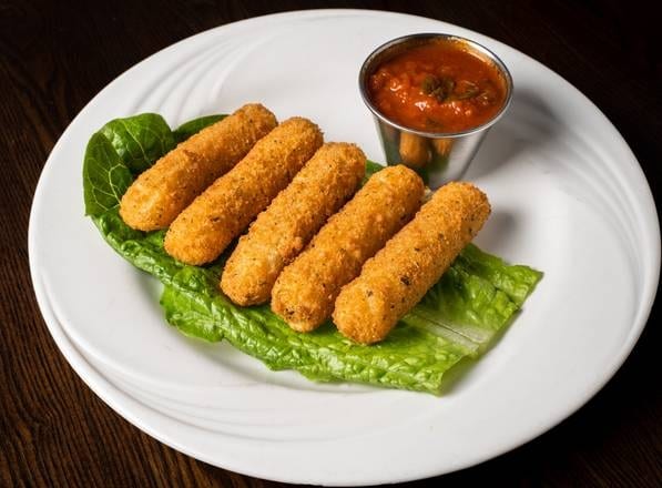 Mozzarella Sticks (5 Pcs).