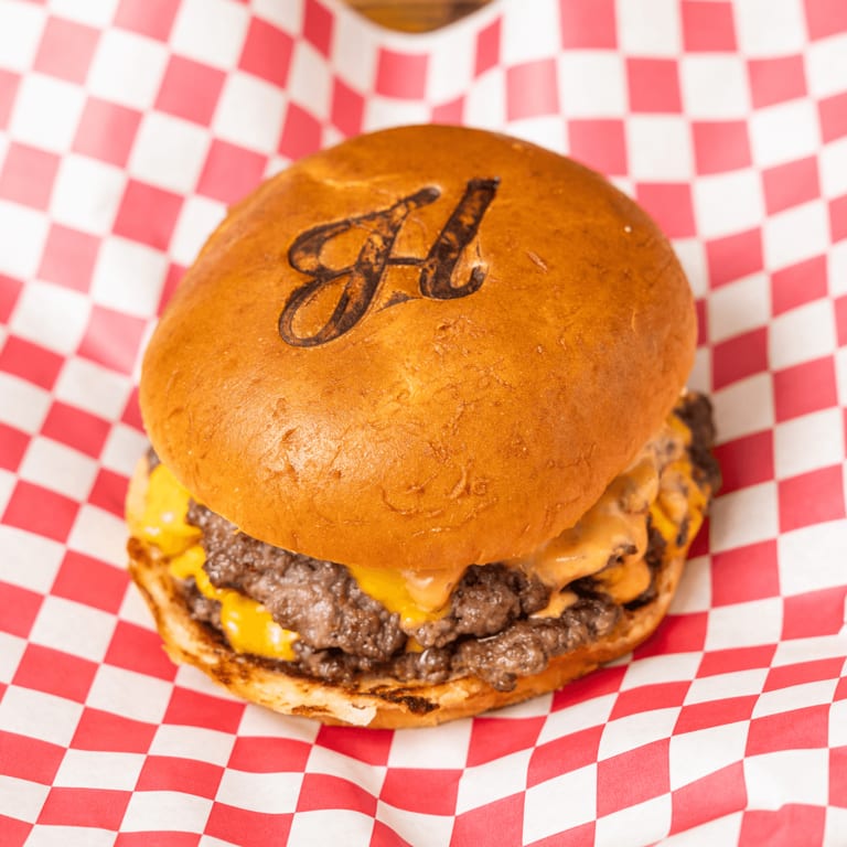 Cobb Salad: A Fresh American Classic