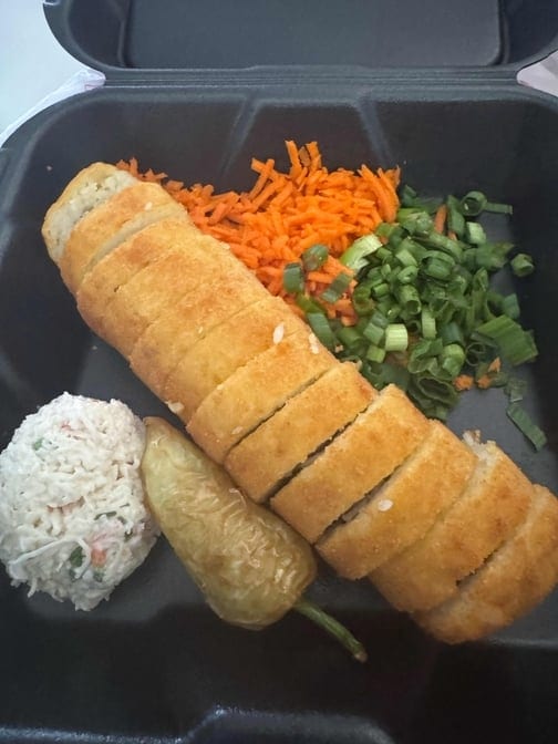 Rollo Cielo, Mar Y Tierra / Sky, Surf N' Turf Roll.