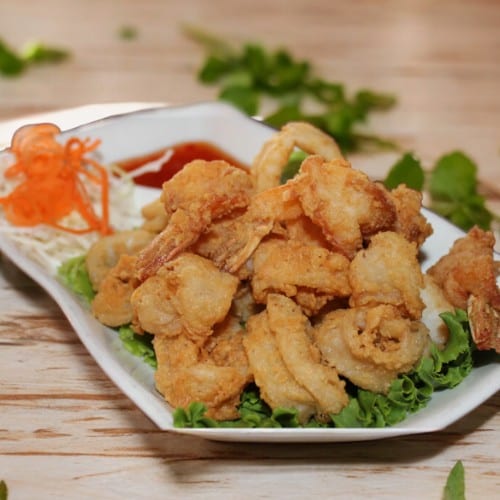 Koo Ruk (Fried Shrimp and Calamari).
