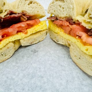 Pepperjack Breakfast Bagel
