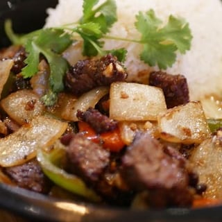SHAKEN BEEF W/RICE