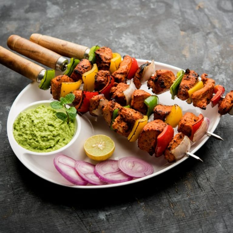 Delicious Garlic Naan: A Must-Try Indian Side