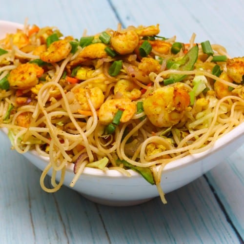 Hakka Noodles (Shrimp).