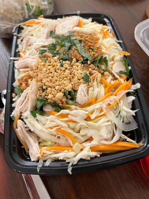 7. Shredded Chicken Salad (Goi Ga).