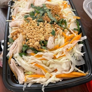 7. Shredded Chicken Salad (Goi Ga)