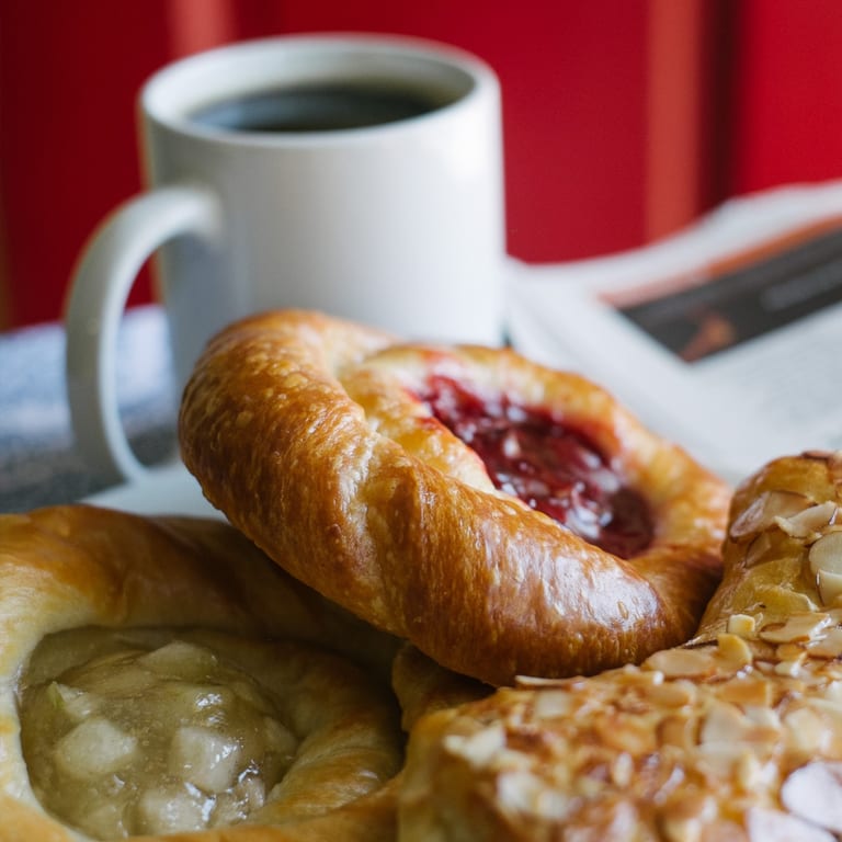 Catering That Brings People Together 🥯