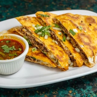 Quesadilla de Birria