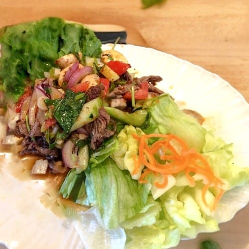 Yum Nuer (Beef Salad).