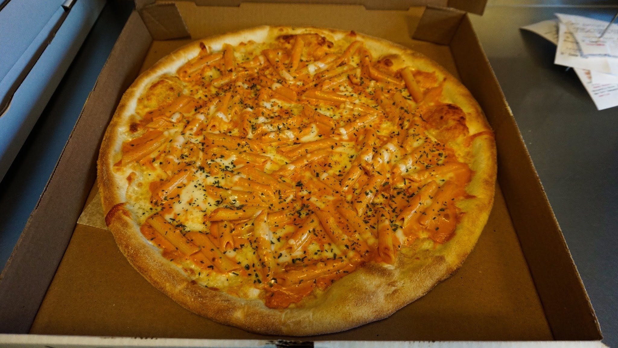 Penne Vodka Pizza (Large 16'').